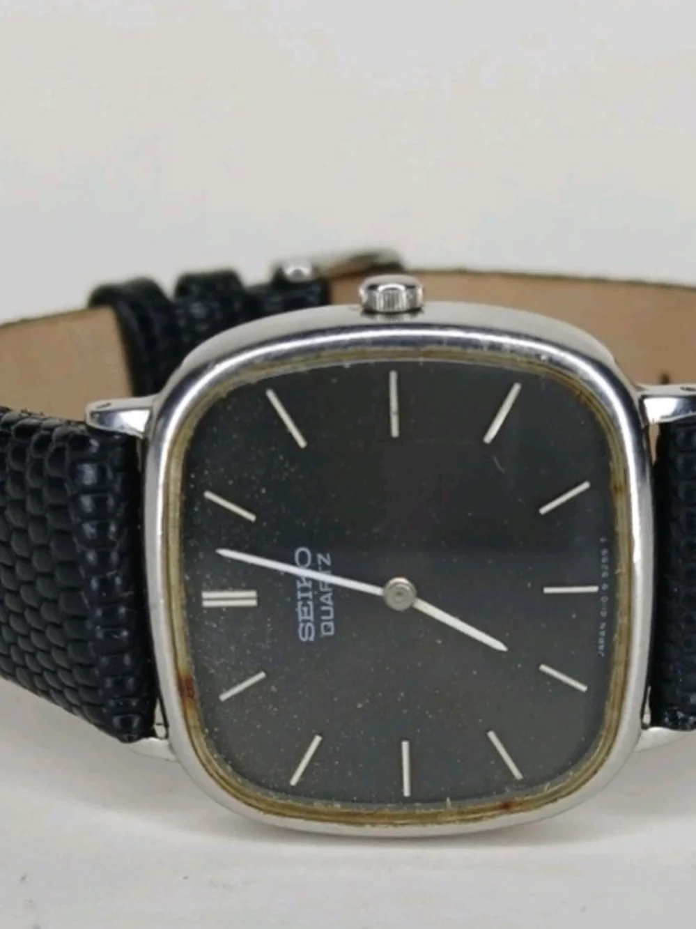 Vintage Seiko Quartz 4110-5209 Black Dial Square Men's Watch Leather Strap